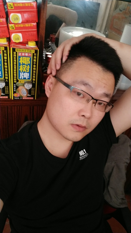 沉默的海的第二张照片--岳阳闪婚服务中心