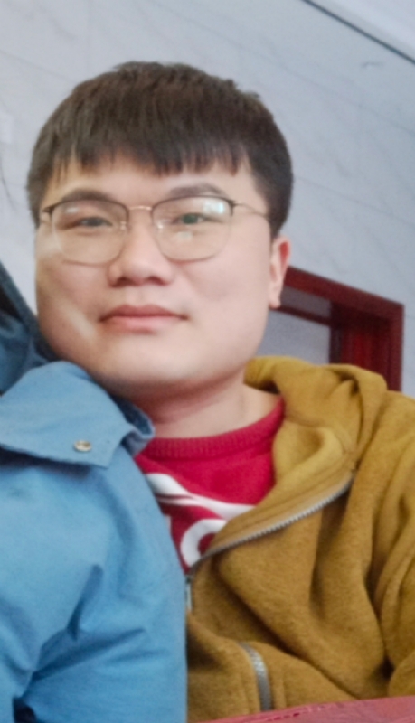 李文陆的第一张照片--岳阳闪婚服务中心