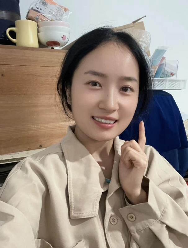 多喝热水的第一张照片--岳阳闪婚服务中心